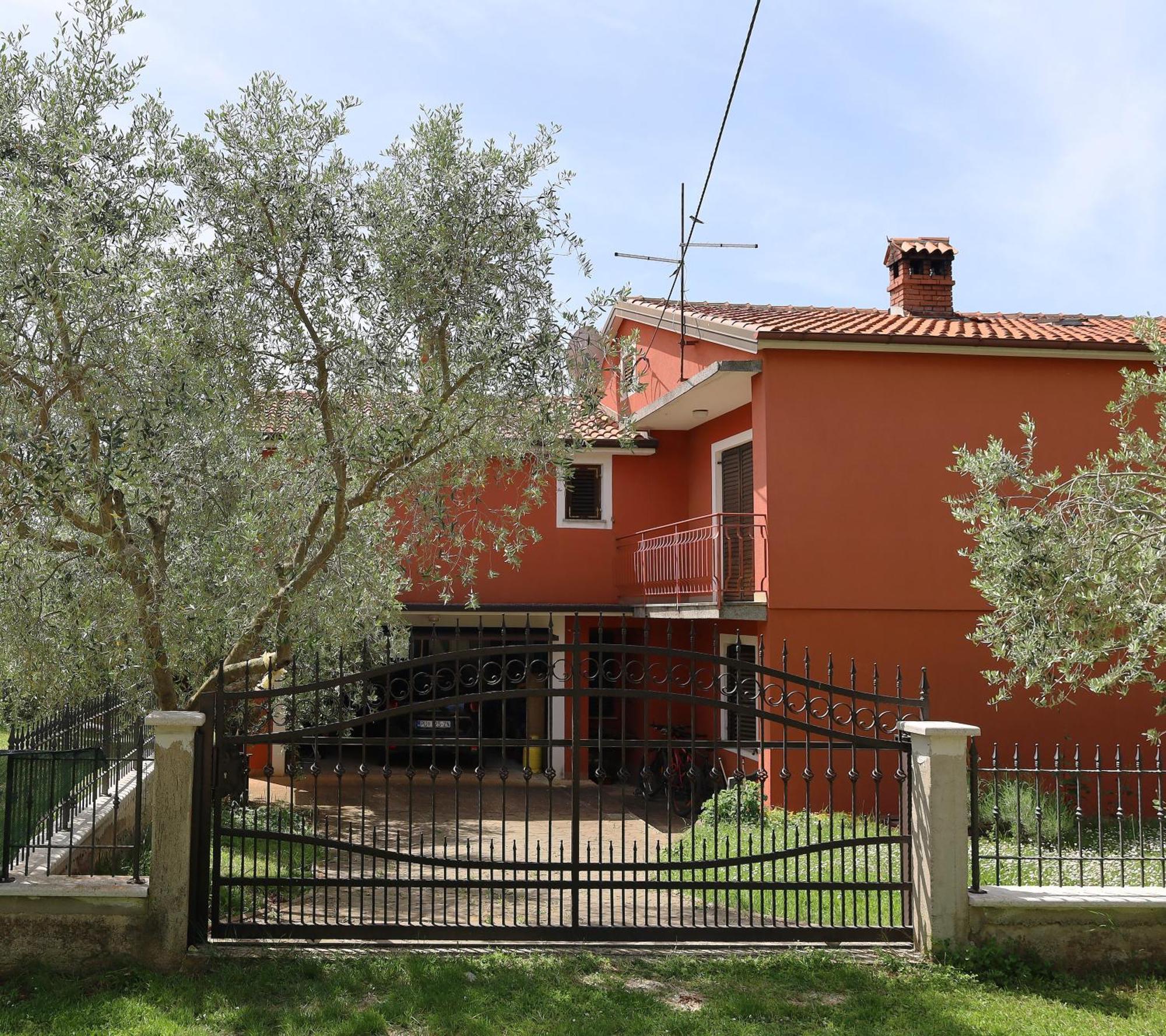Apartment Zita With 1 Bedroom In Relaxing Surroundings Near Umag 乌马格 外观 照片