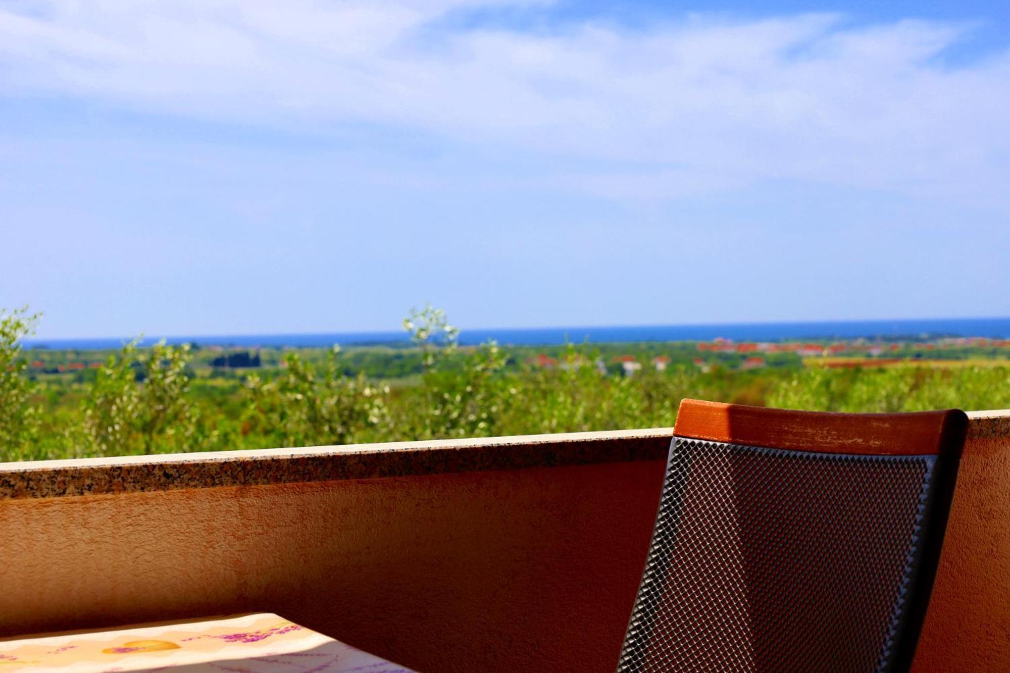 Apartment Zita With 1 Bedroom In Relaxing Surroundings Near Umag 乌马格 外观 照片